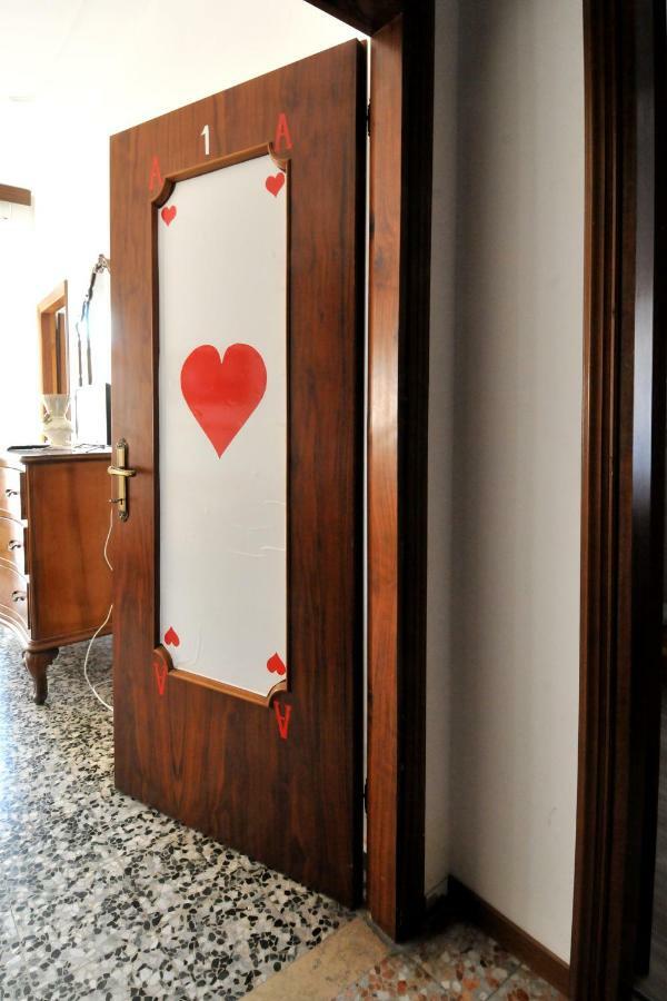 Hotel Locazione Turistica Poker D'Assi Werona Zewnętrze zdjęcie