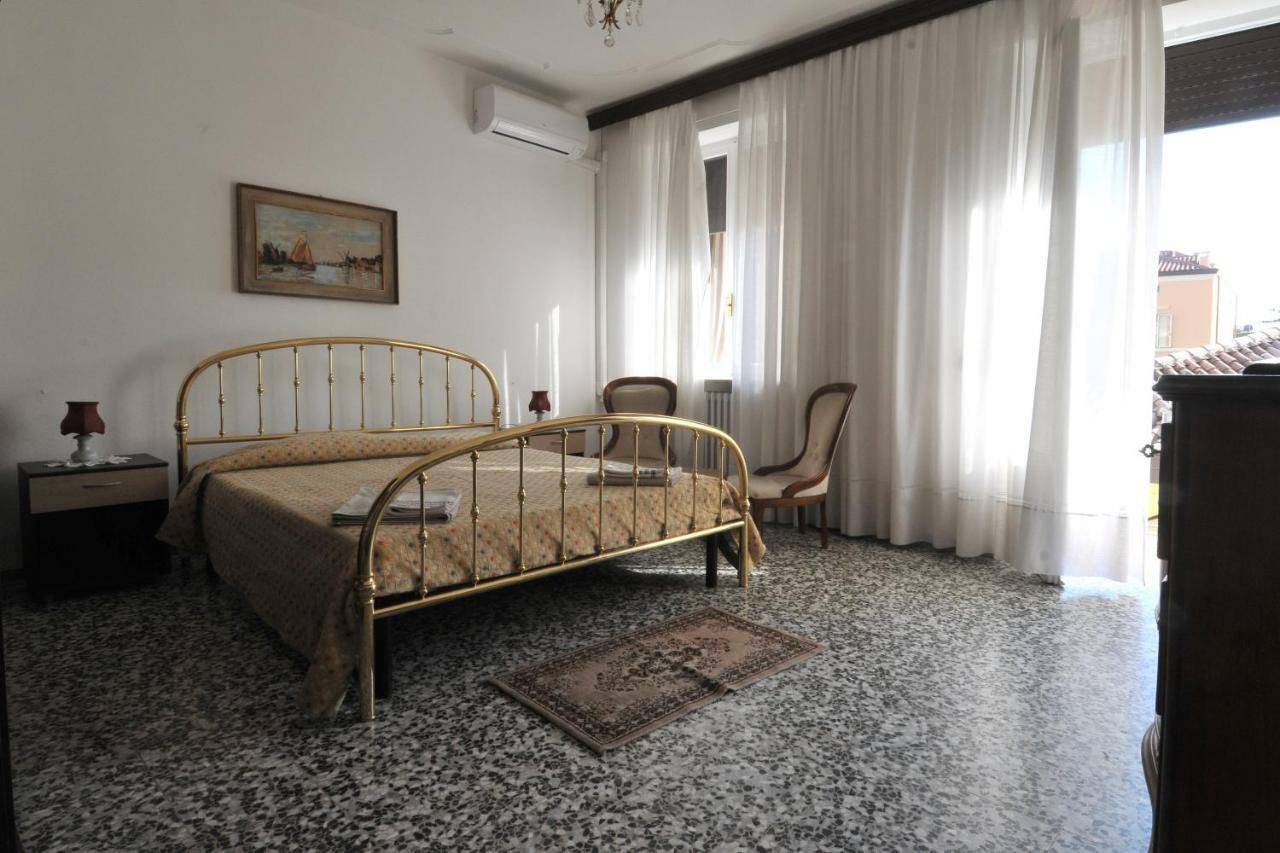 Hotel Locazione Turistica Poker D'Assi Werona Zewnętrze zdjęcie